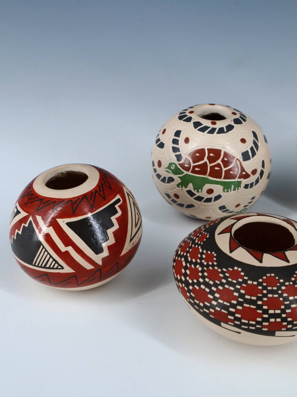 Mata Ortiz Hand Coiled Pottery Miniature Set - PuebloDirect.com