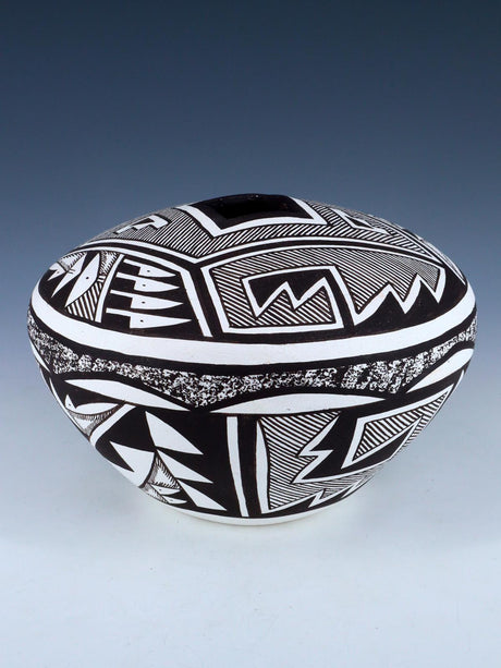 Acoma Style Hand Coiled Pottery - PuebloDirect.com