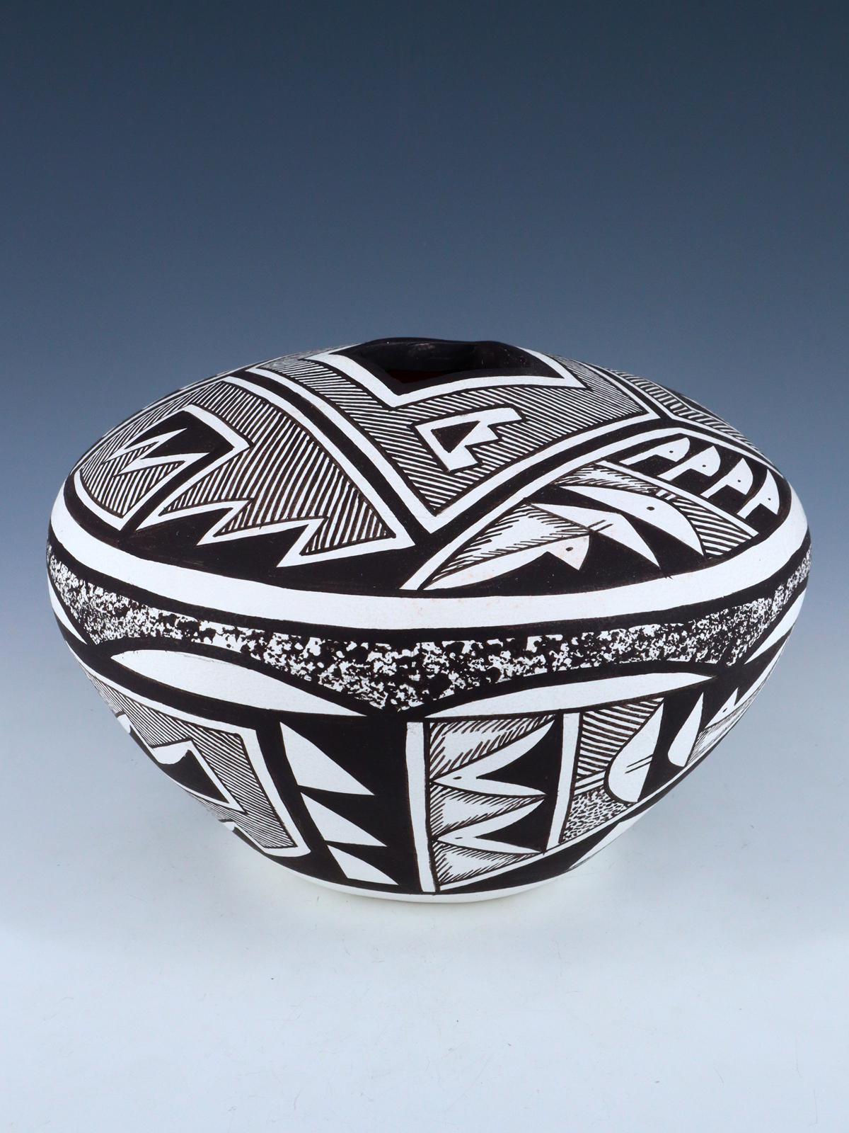 Acoma Style Hand Coiled Pottery - PuebloDirect.com