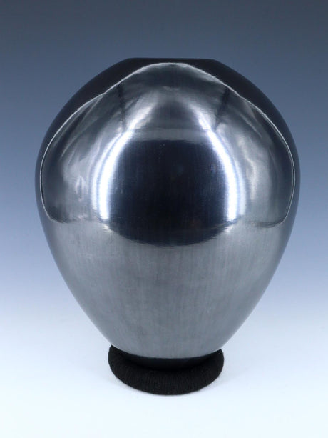 Mata Ortiz Hand Coiled Black Pottery - PuebloDirect.com