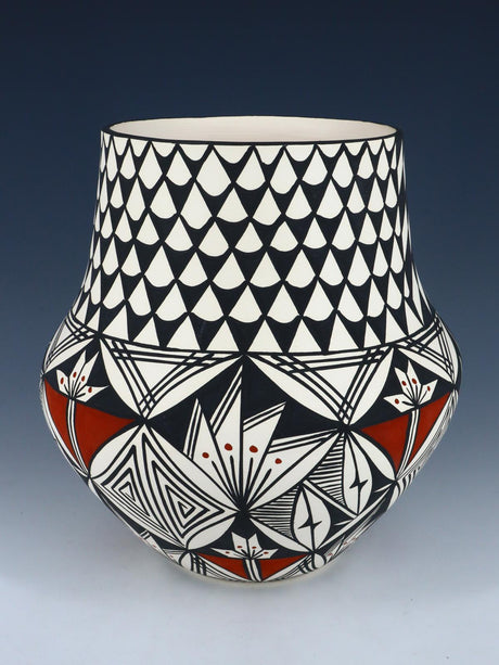 Acoma Pueblo Pottery Olla