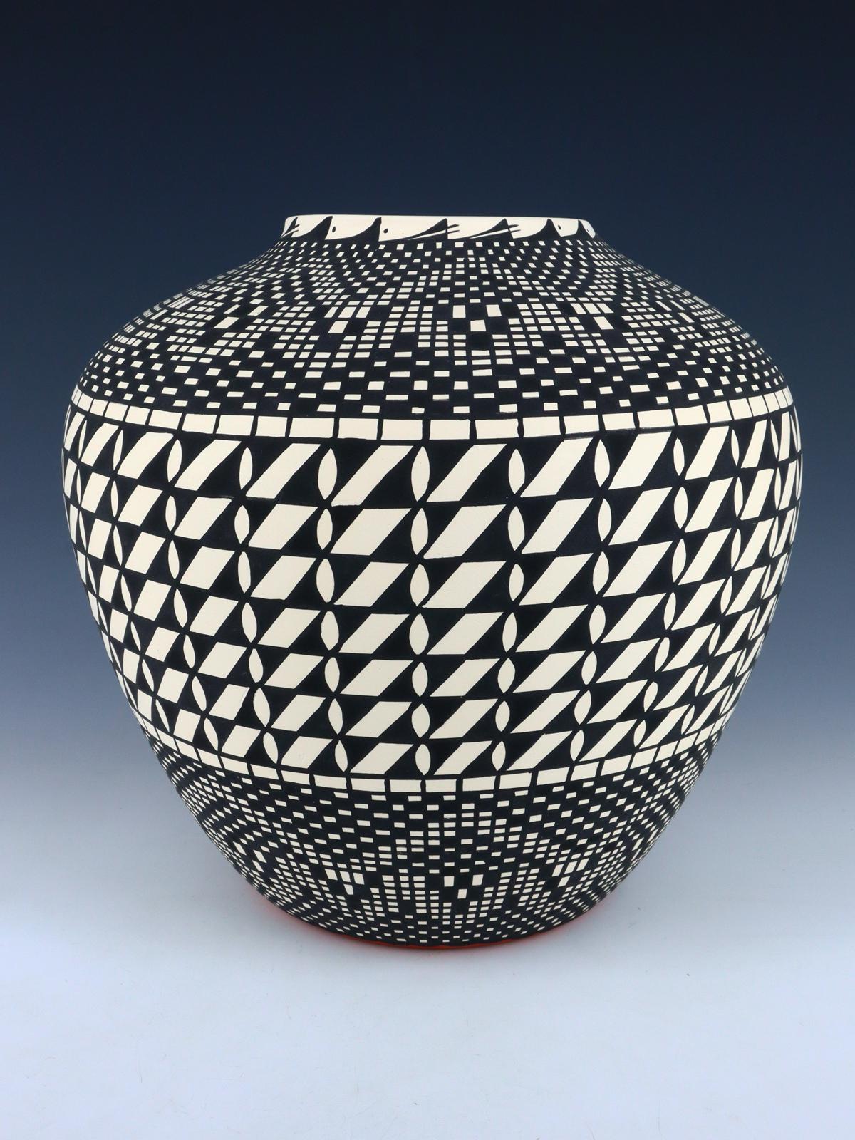 Acoma Pueblo Eye Dazzler Pottery - PuebloDirect.com