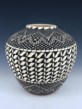 Acoma Pueblo Eye Dazzler Pottery