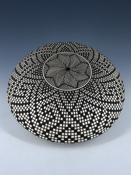 native_pottery_120925016_grand