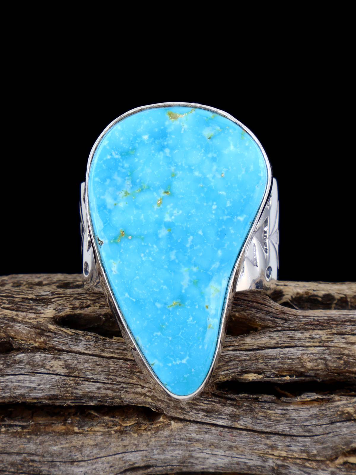 Native American Kingman Turquoise Ring, Size 9 1/2 - PuebloDirect.com