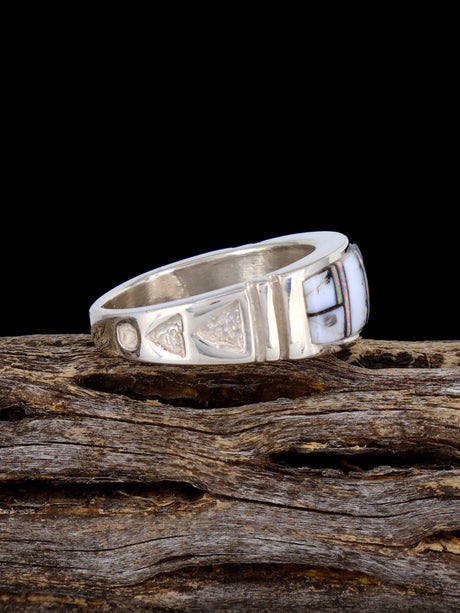 Anillo con incrustaciones de búfalo blanco navajo, tamaño 12
