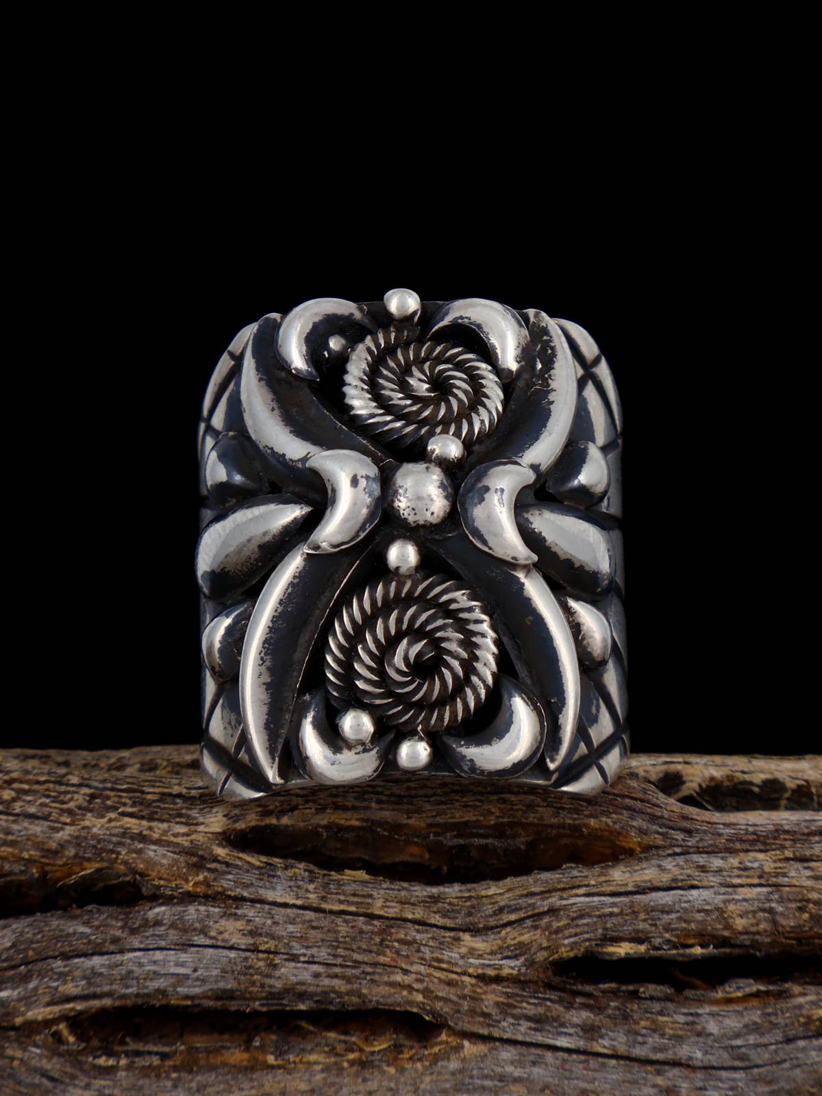 Navajo Sculpted Sterling Silver Ring Size 12