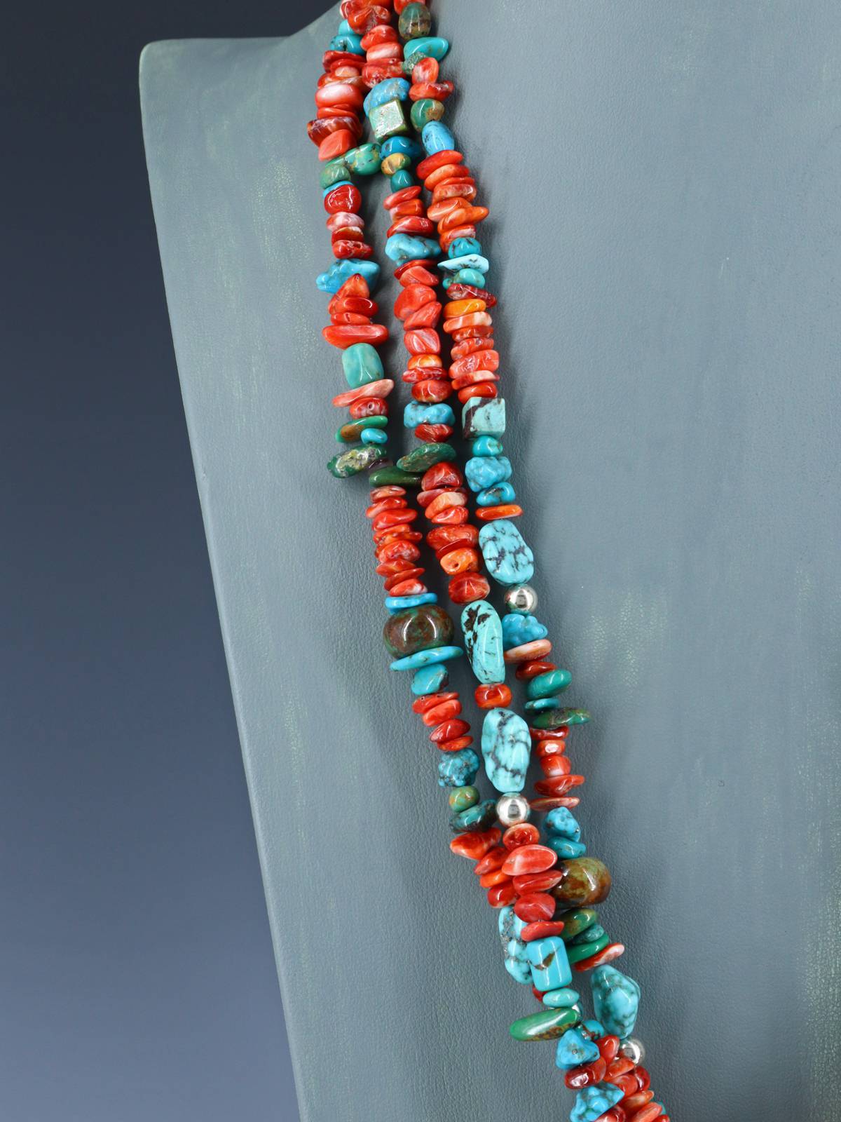Native American Santo Domingo Spiny Oyster and Turquoise Necklace - PuebloDirect.com