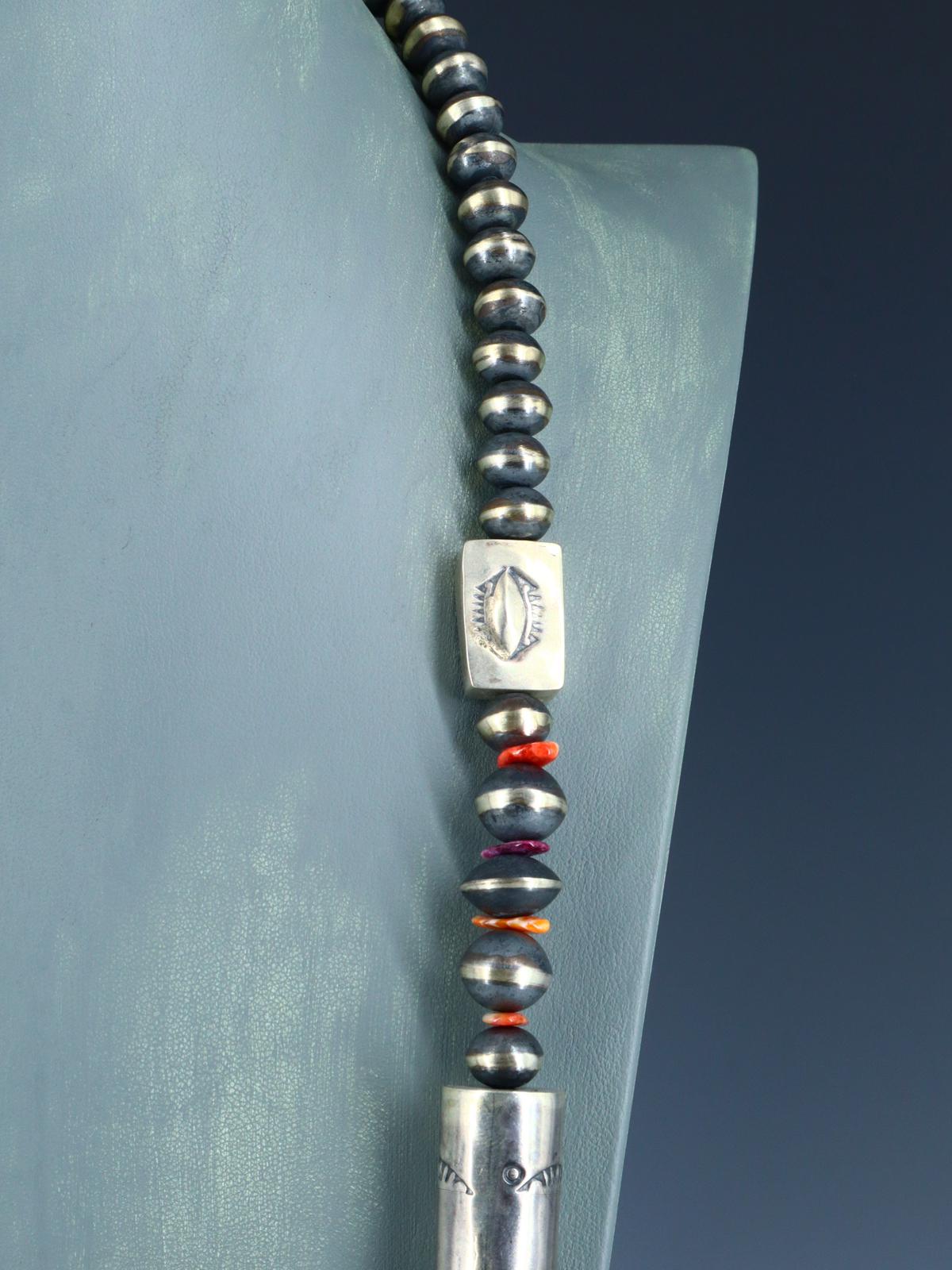 Collar de cuentas de ostras espinosas y turquesas de nativos americanos