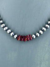 18" Native American Spiny Oyster and Silver Bead Necklace