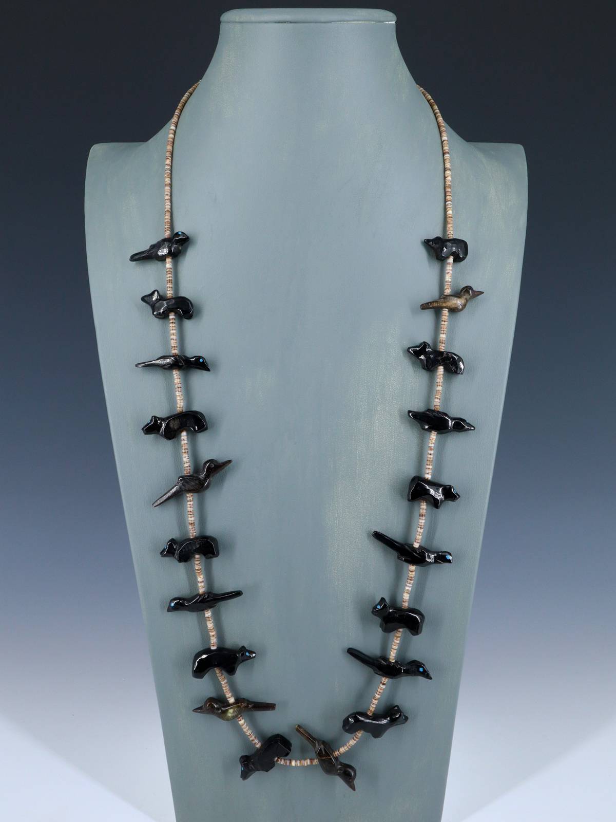 Vintage Single Strand Zuni Fetish Carved Animal Necklace - PuebloDirect.com