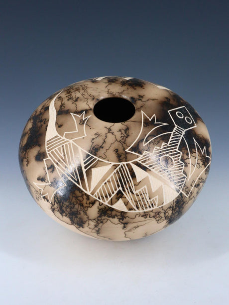 Acoma Pueblo Etched Lizard Horsehair Pottery Seed Pot - PuebloDirect.com