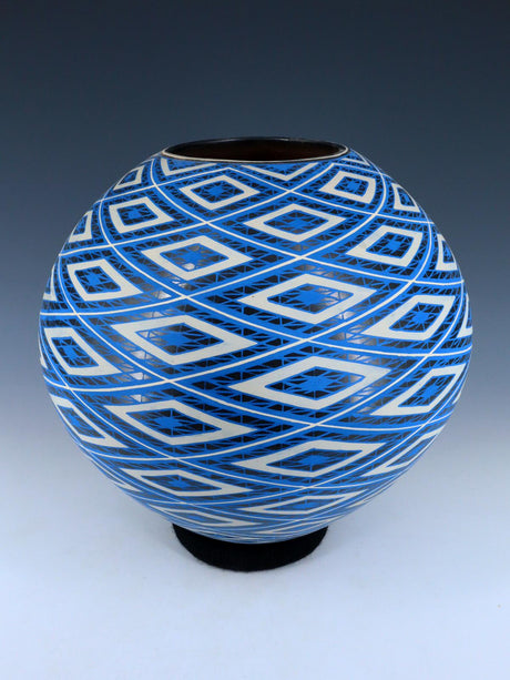Mata Ortiz Hand Made Geometric Design Pottery - PuebloDirect.com