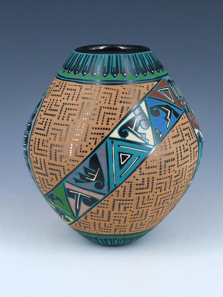 Mata Ortiz Poterie enroulée et gravée à la main