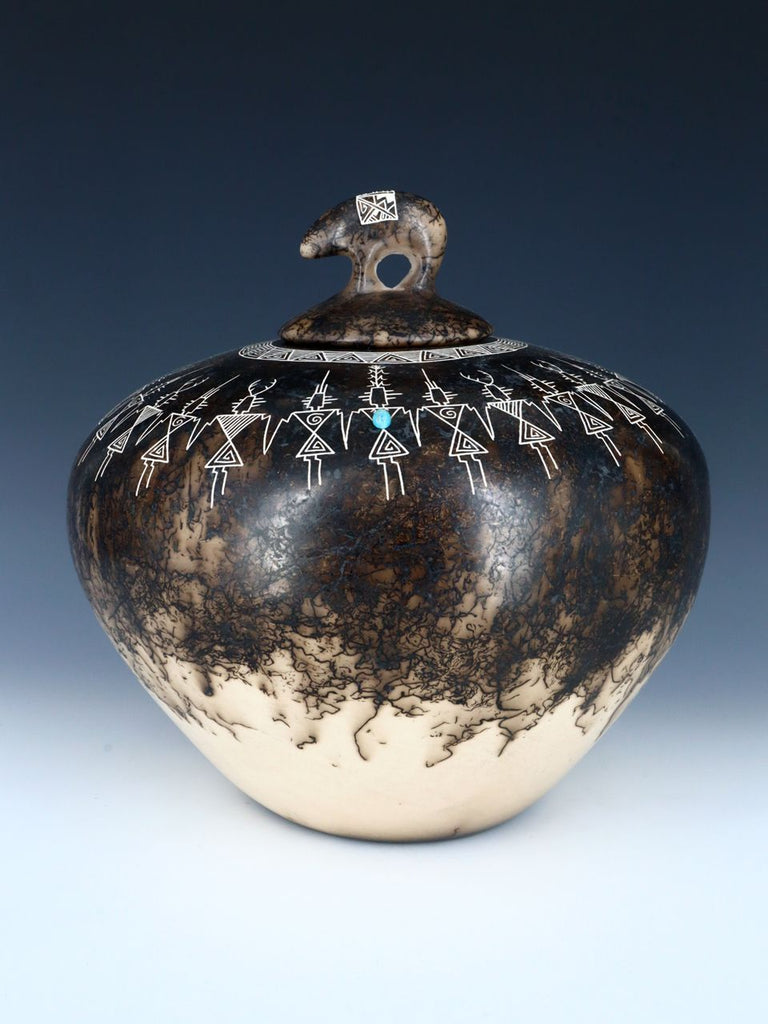Etched Horsehair Acoma Lidded Pot - PuebloDirect.com