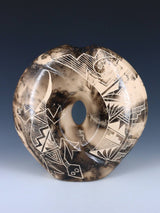 Etched Lizard Horsehair Acoma Pueblo Pillow Pot - PuebloDirect.com
