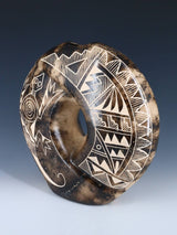 Etched Lizard Horsehair Acoma Pueblo Pillow Pot - PuebloDirect.com