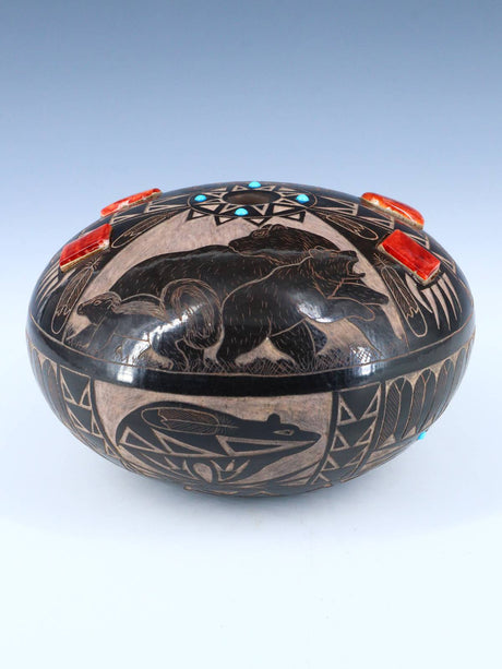 Sioux Pottery Etched Hand Coiled Pottery Seed Pot - PuebloDirect.com