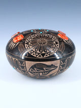 Sioux Pottery Etched Hand Coiled Pottery Seed Pot - PuebloDirect.com