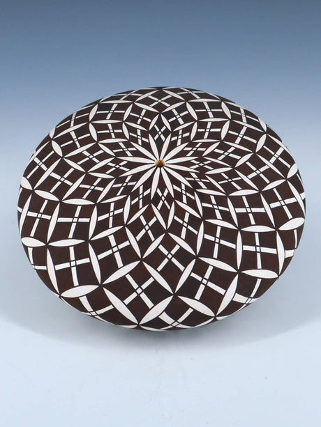Hand Made Acoma Pueblo Pottery Eye Dazzler Seed Pot - PuebloDirect.com