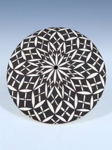 Hand Made Acoma Pueblo Pottery Eye Dazzler Seed Pot - PuebloDirect.com