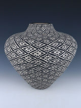 Large Acoma Pueblo Pottery Vase - PuebloDirect.com