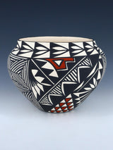 Acoma Pueblo Poterie peinte à la main Olla
