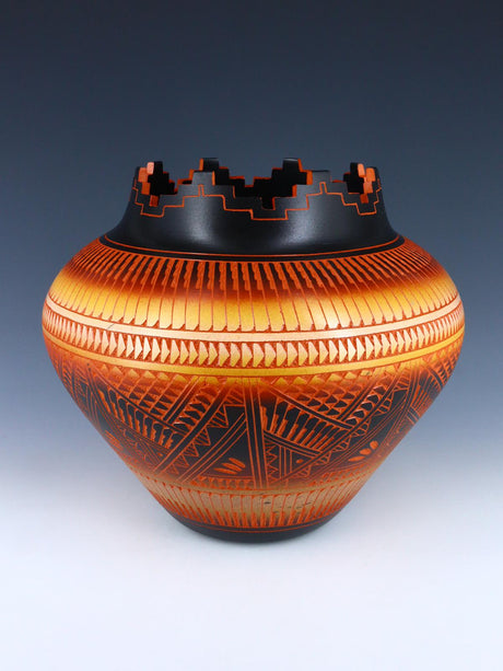 Bol de poterie d’ours de médecine gravé Acoma Pueblo