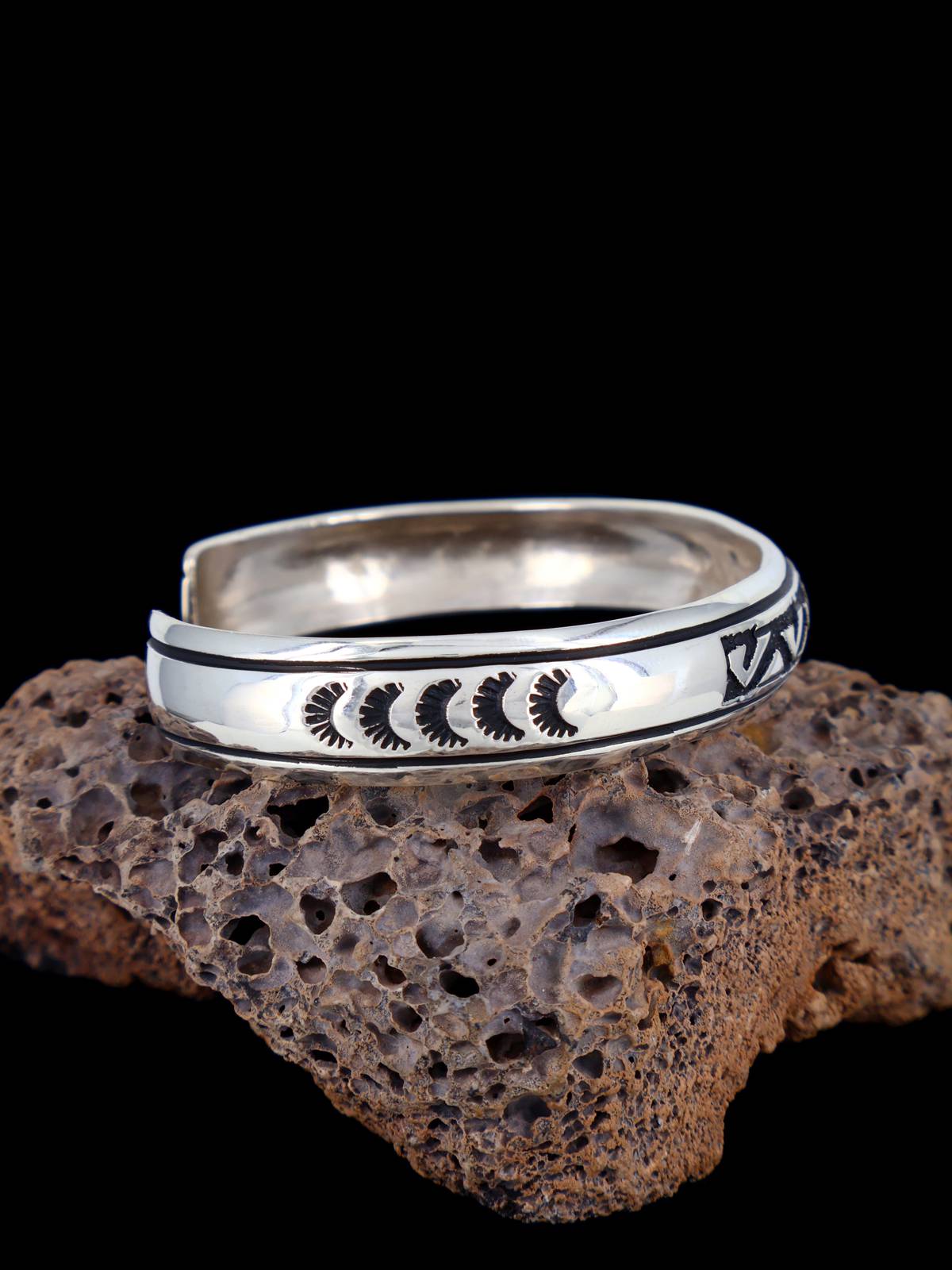 Bracelet superposé de conteur amérindien en argent sterling