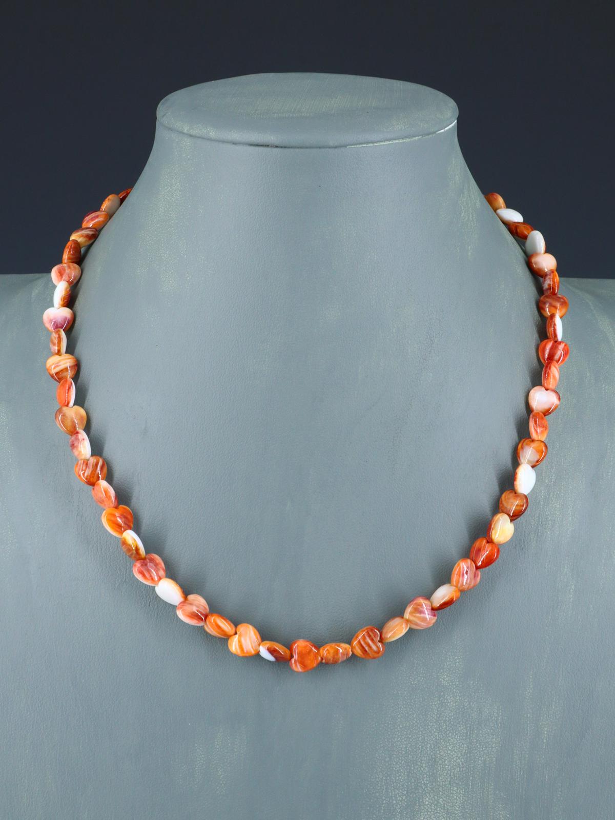 18" Single Strand Spiny Oyster Heart Shaped Disc Necklace - PuebloDirect.com