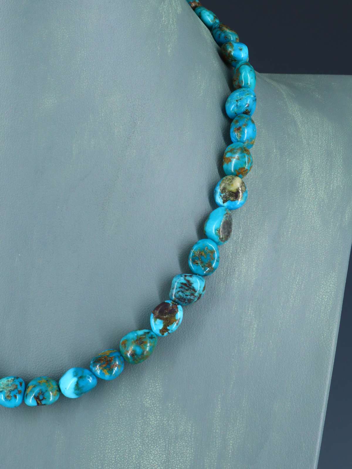 18" Navajo Single Strand Turquoise Nugget Necklace