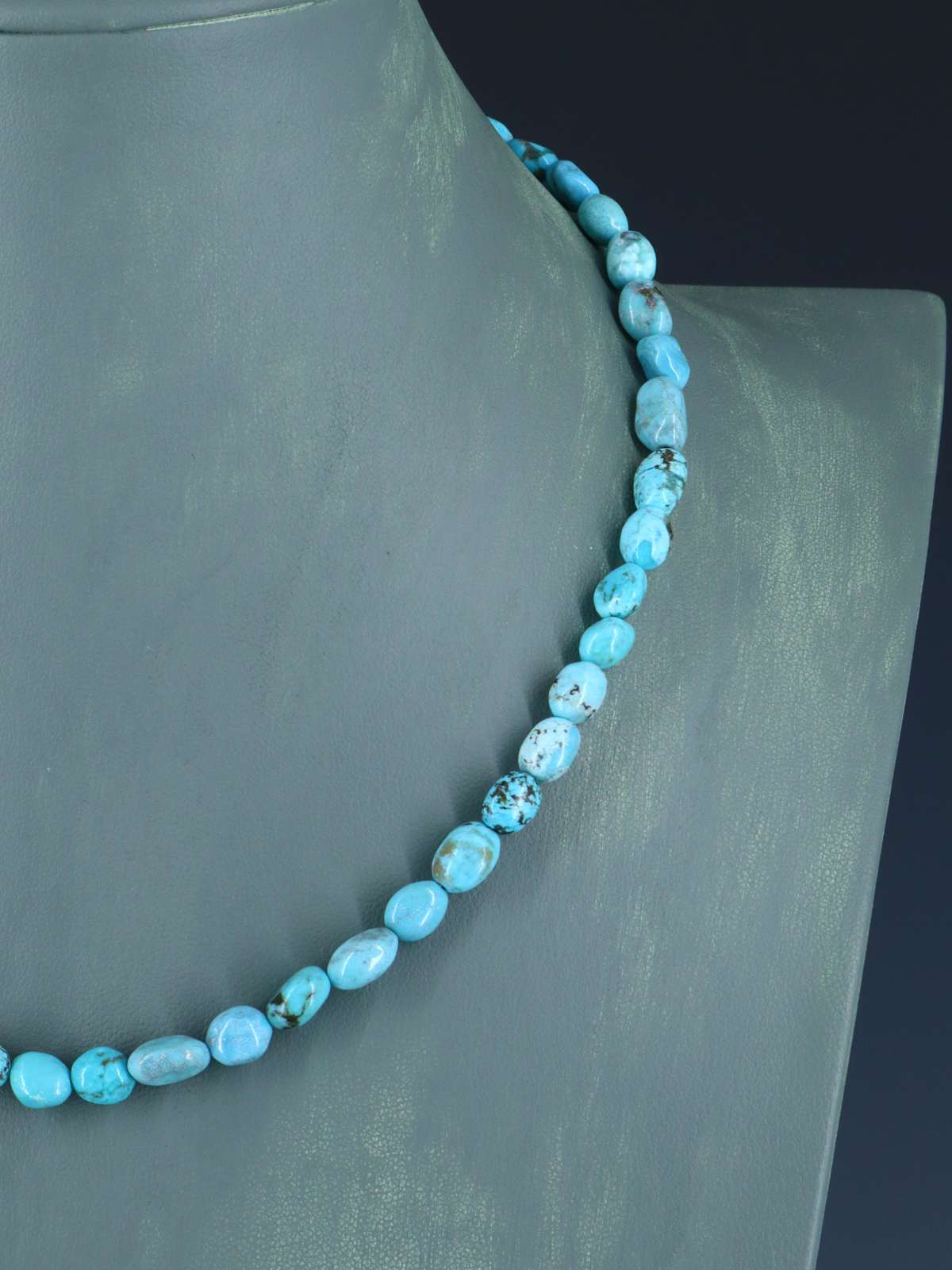 18" Navajo Single Strand Turquoise Nugget Necklace