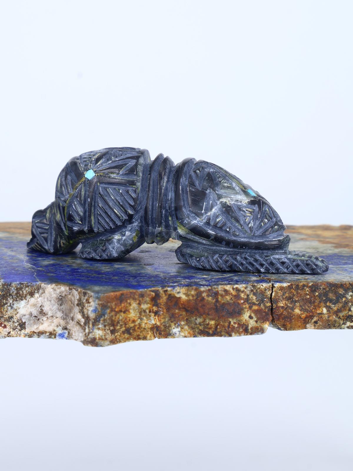 Serpentine Critter Zuni Fetish - PuebloDirect.com