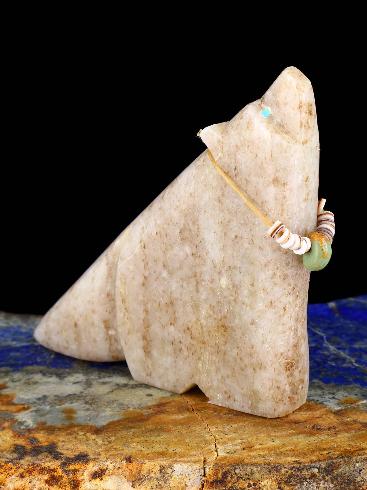 イシヅキウメモドキ Marble Coyote Zuni Fetish – PuebloDirect.com
