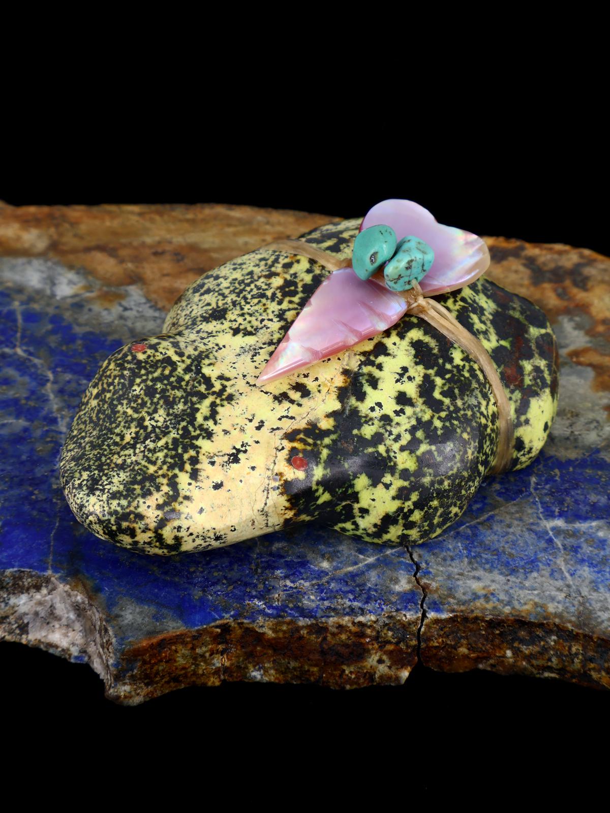 Serpentine Frog Zuni Fetish