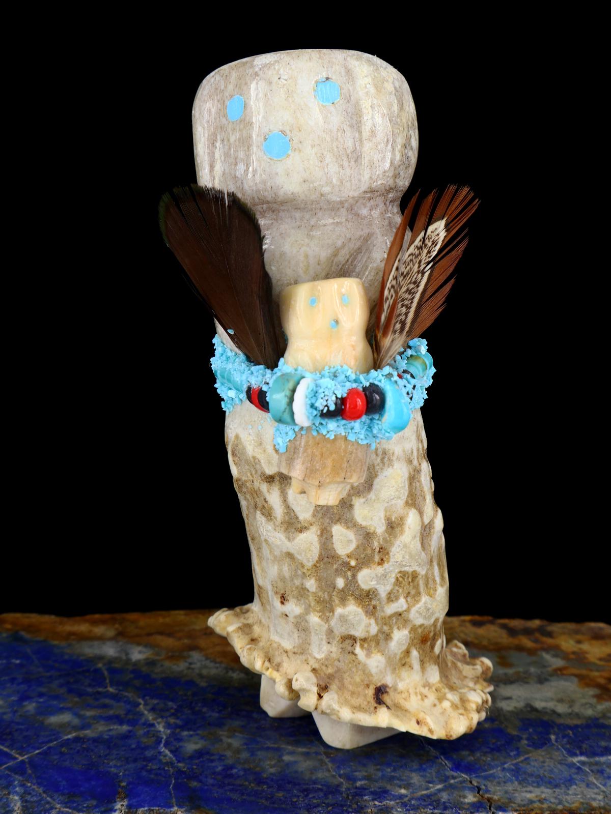 Fétiche Zuni d'ours en bois