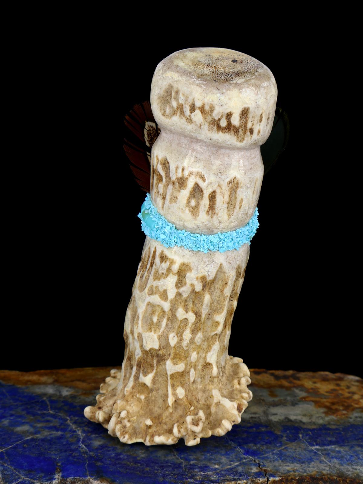 Fétiche Zuni d'ours en bois