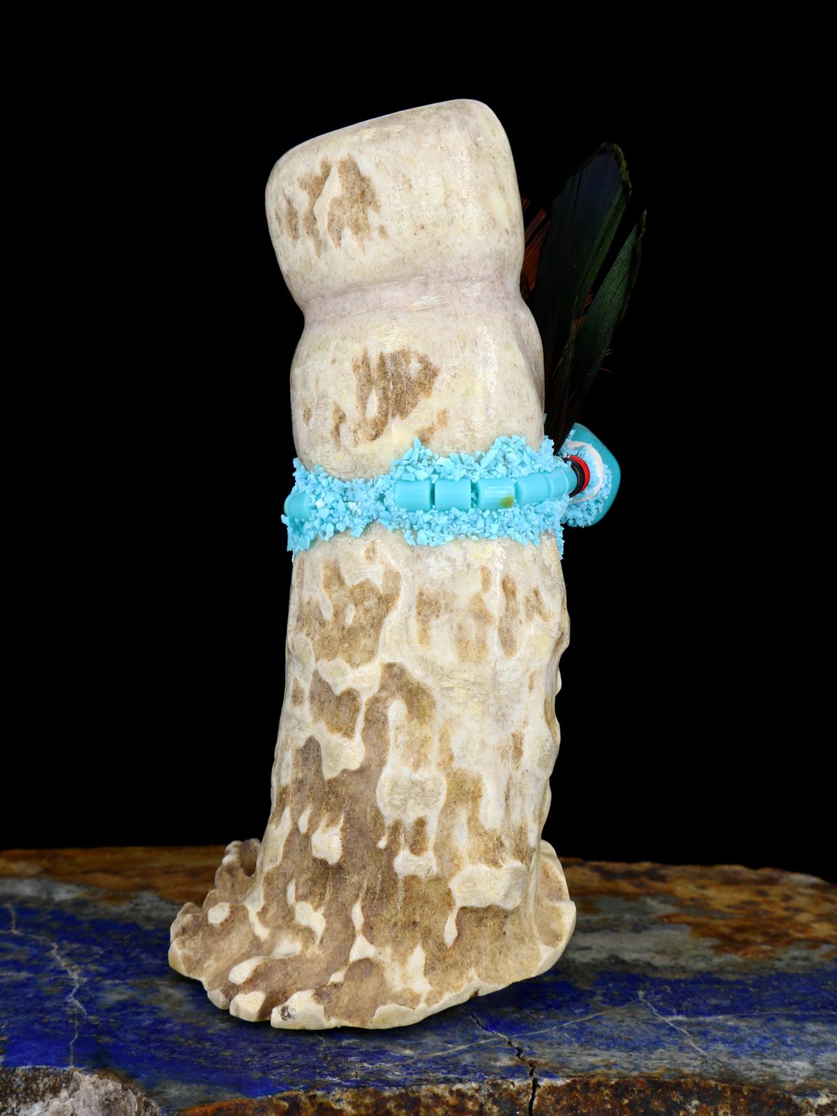 Fétiche Zuni d'ours en bois