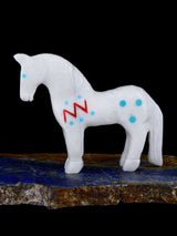 Grand cheval en marbre blanc Zuni Fetish