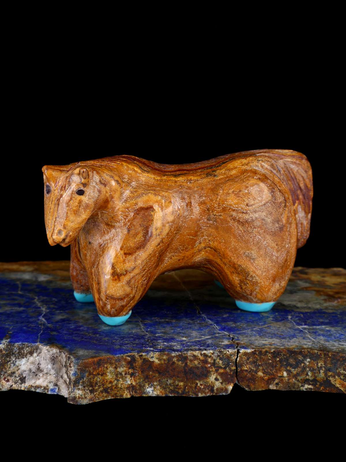 Onyx Horse Zuni Fetish