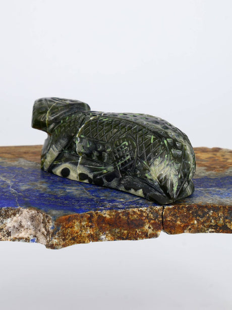 Serpentine Lizard Zuni Fetish Carving - PuebloDirect.com