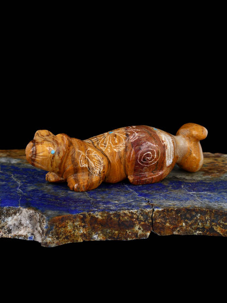 Onyx Mountain Lion Zuni Fetish - PuebloDirect.com