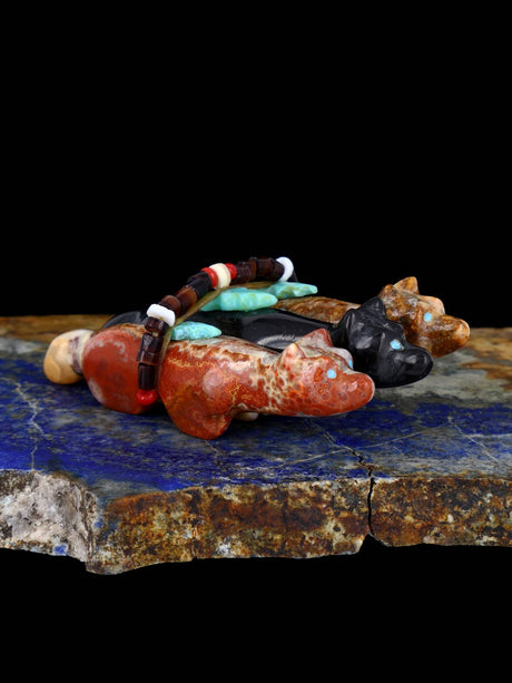 Onyx Wolf Bundle Family Zuni Fetish - PuebloDirect.com