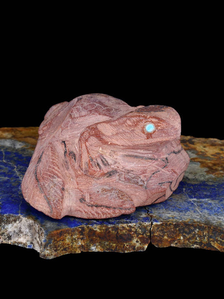 Dolomite Frog Zuni Fetish - PuebloDirect.com