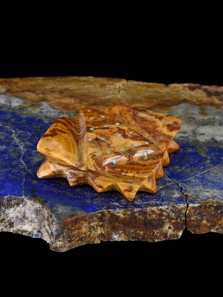 Onyx Frog Zuni Fetish - PuebloDirect.com