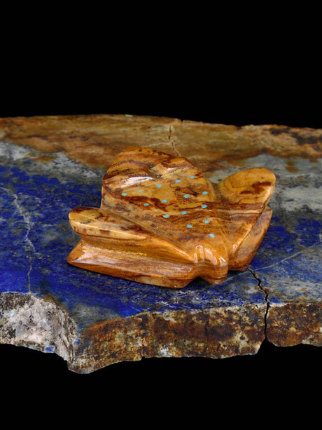 Onyx Frog Zuni Fetish - PuebloDirect.com