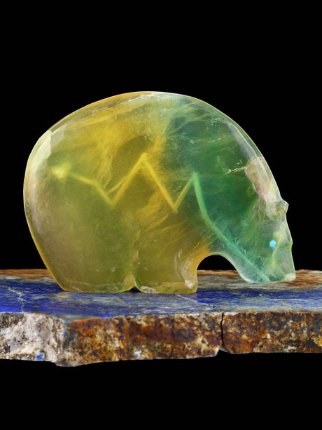 Rainbow Fluorite Bear Zuni Fetish - PuebloDirect.com