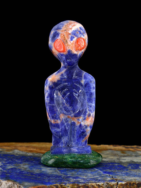 Sodalite Alien Zuni Fetish - PuebloDirect.com