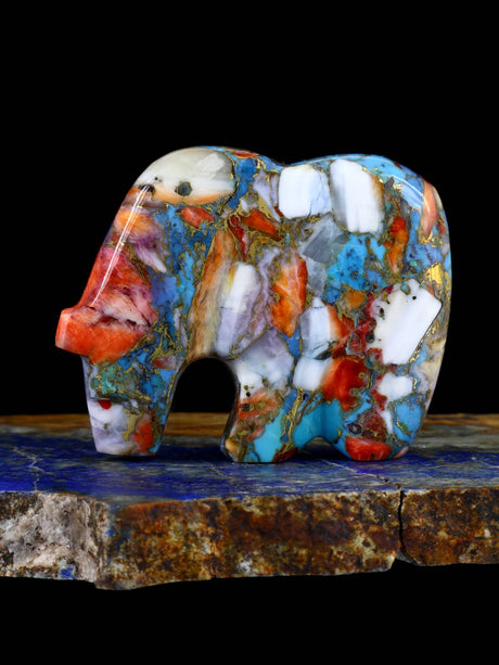 Turquoise and Spiny Oyster Bear Zuni Fetish - PuebloDirect.com