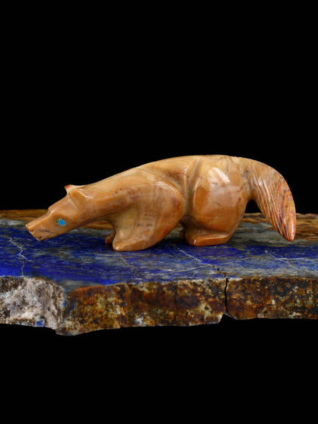 Dolomite Wolf Zuni Fetish - PuebloDirect.com